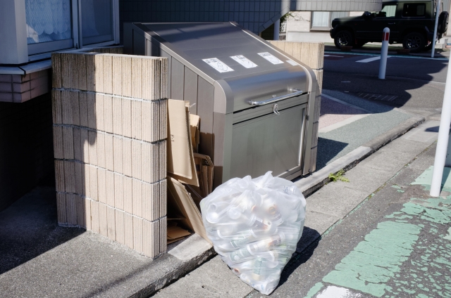 アパートゴミ捨て場