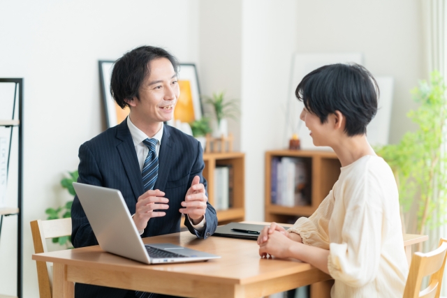 不動産会社に相談